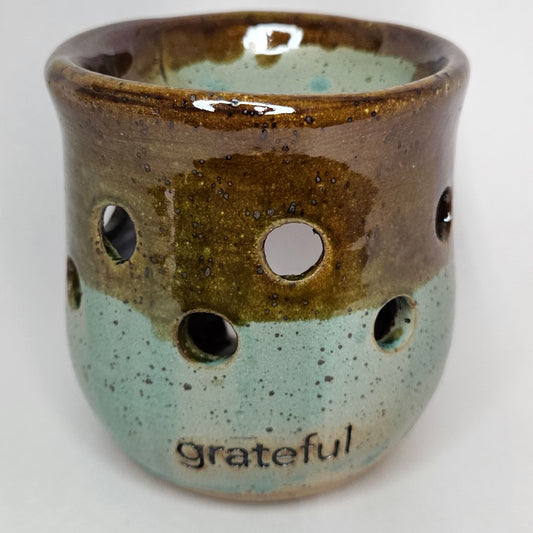 Wax Melter - grateful - Green and Rust